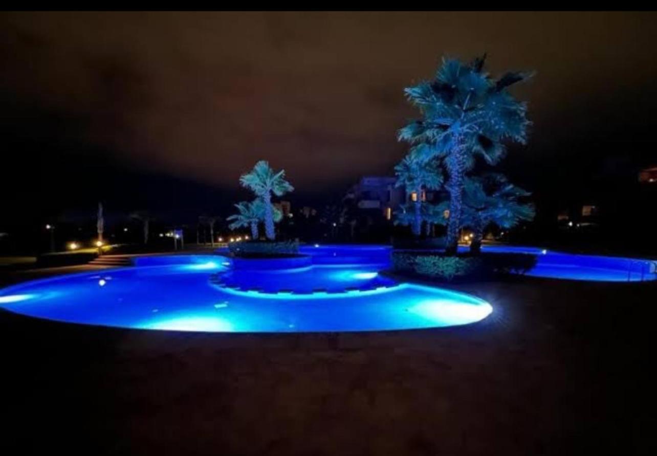 Mini-Villa Situee Dans Une Residence Prestigia A Marrakech, Avec Une Vue Sur La Piscine Et Le Golf Une Securite 24H Sur 24 Et Une Proximite Ideale De L Aeroport 5 Minutes C Est Une Offre Parfaite Pour Des Vacances Marraquexe Exterior foto
