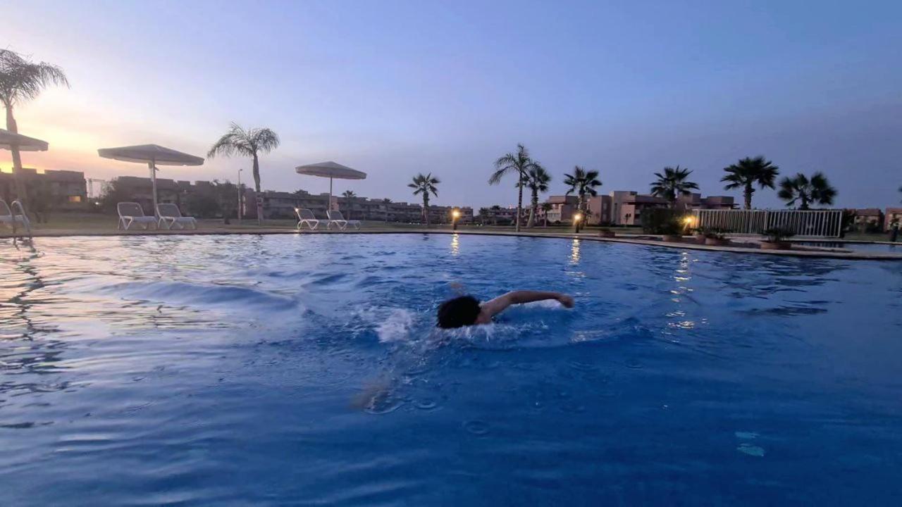 Mini-Villa Situee Dans Une Residence Prestigia A Marrakech, Avec Une Vue Sur La Piscine Et Le Golf Une Securite 24H Sur 24 Et Une Proximite Ideale De L Aeroport 5 Minutes C Est Une Offre Parfaite Pour Des Vacances Marraquexe Exterior foto