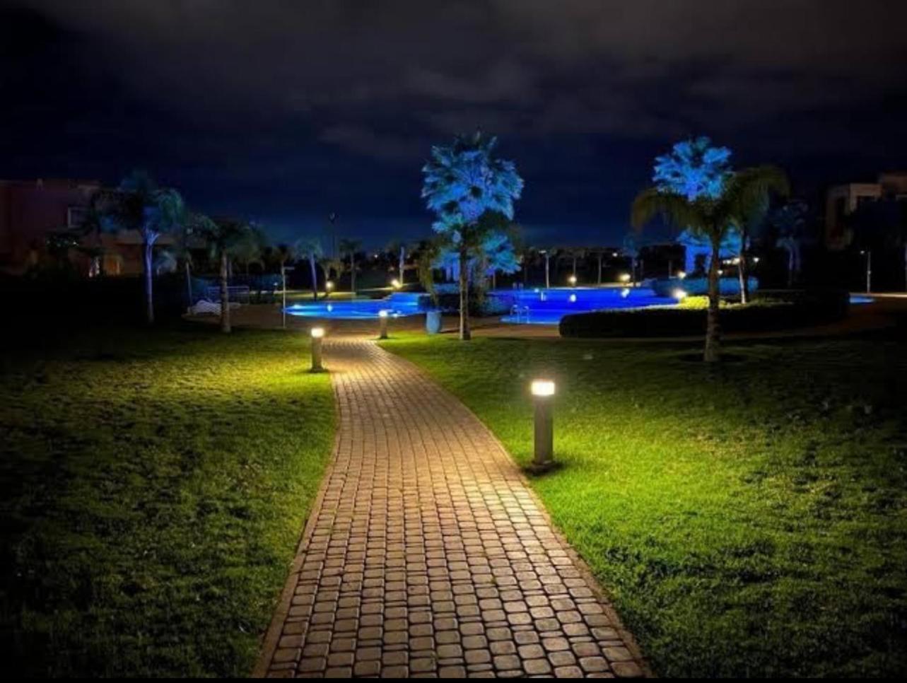 Mini-Villa Situee Dans Une Residence Prestigia A Marrakech, Avec Une Vue Sur La Piscine Et Le Golf Une Securite 24H Sur 24 Et Une Proximite Ideale De L Aeroport 5 Minutes C Est Une Offre Parfaite Pour Des Vacances Marraquexe Exterior foto